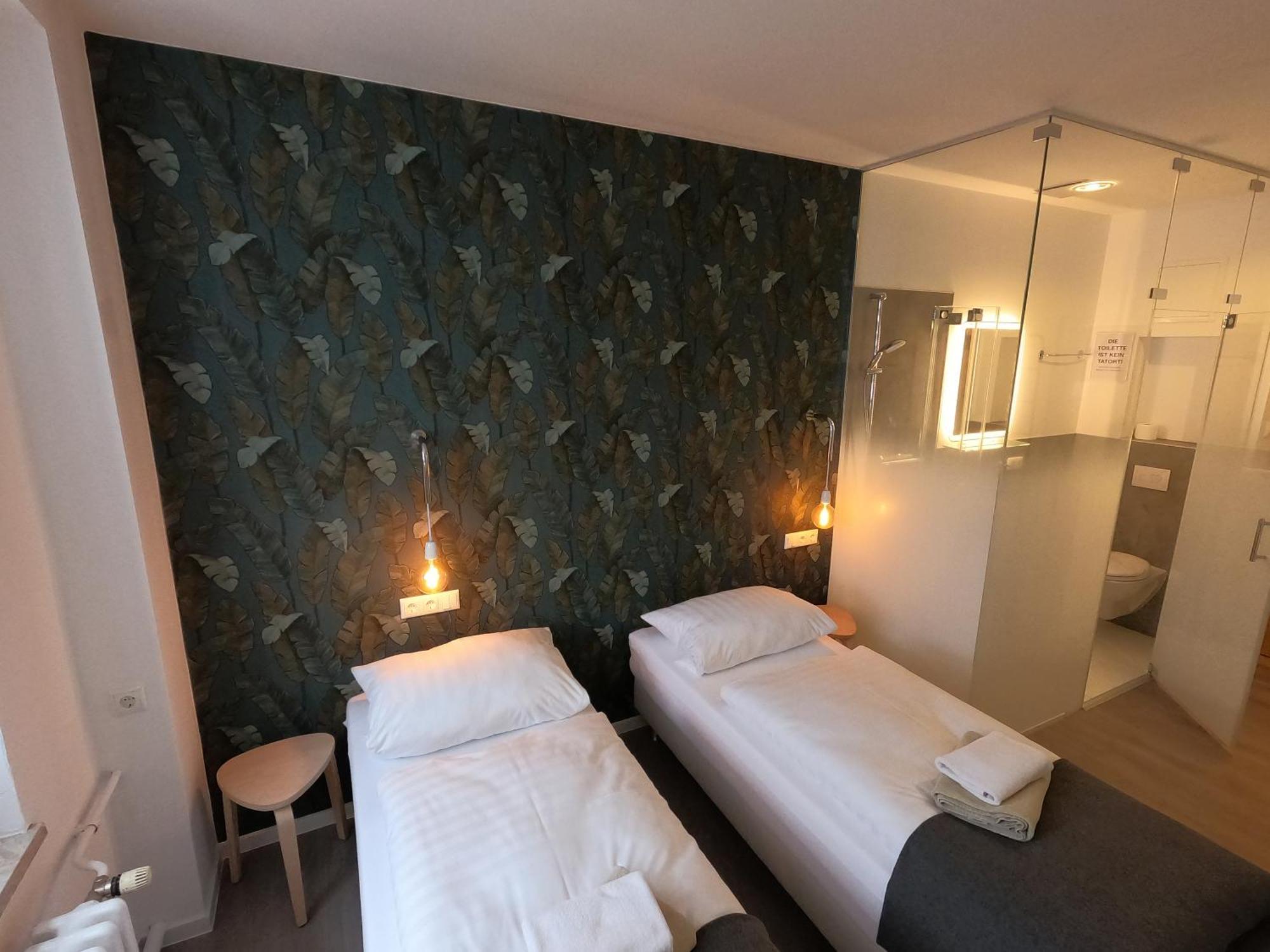 Landgasthof & Hotel Waldeck Treuen Exterior foto